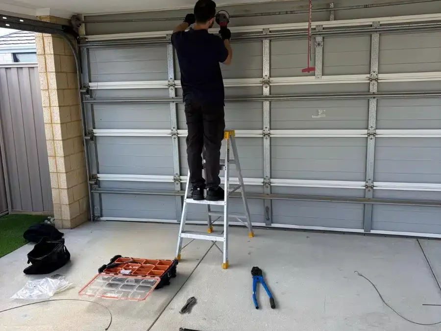 Garage Door Repair Service in Menifee, CA. A Complete Guide from Canyon Lake Garage Doors, Inc.